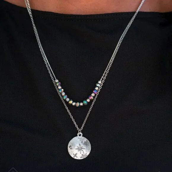 Paparazzi Jewelry - Stunning Supernova & Artificial Starlight Necklace & Earring - Picture 6 of 10